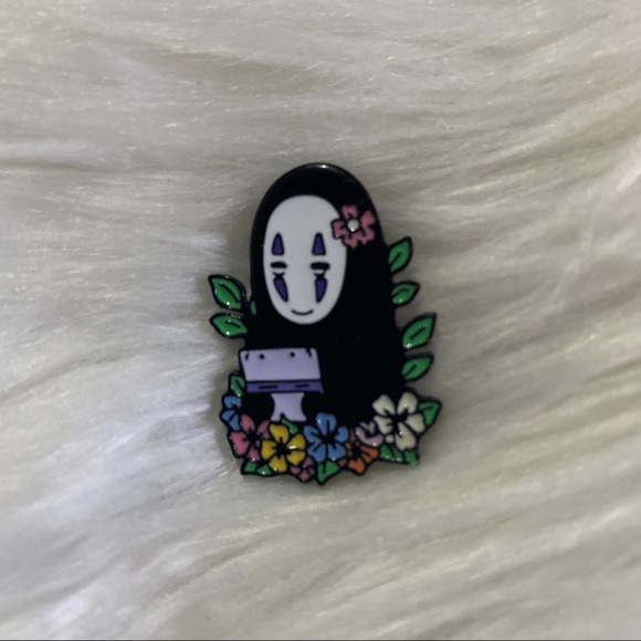 Spirited away no face Enamel pin - Picture 2 of 2